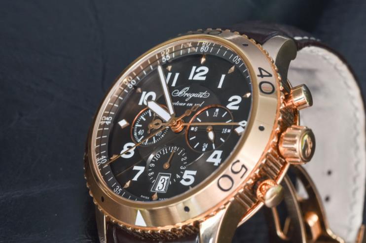 寶璣手表保養(yǎng)時應(yīng)注意什么？（圖）