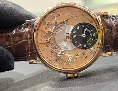 寶璣手表表盤有灰塵的原因是什么？（圖）