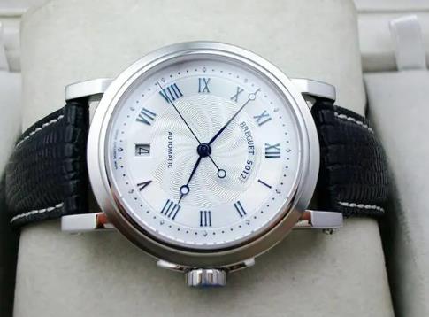 寶璣手表機芯維修保養具體可分為幾個步驟！