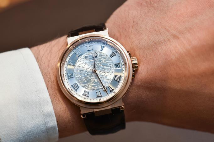 寶璣手表（國外）起霧的原因！（寶璣手表起霧該如何處理？）